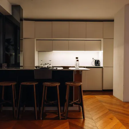 Couples Premium Experience Apartment